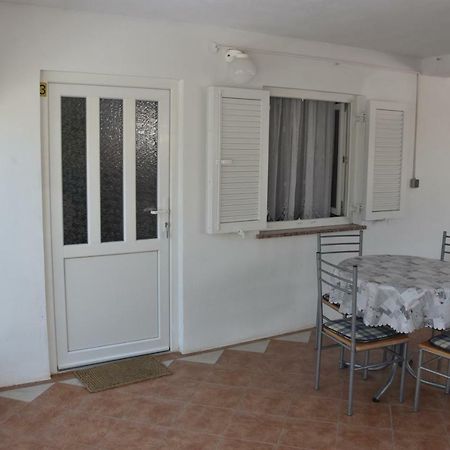 Apartmani Novosel Šilo Екстериор снимка