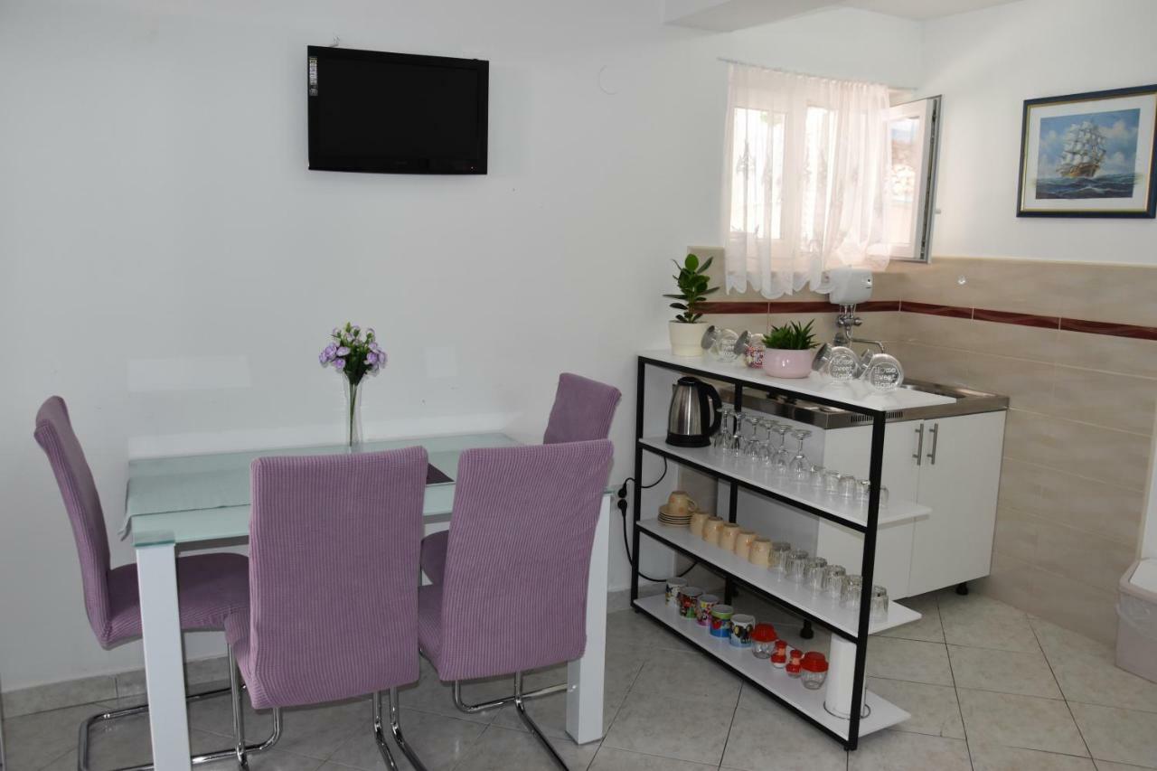 Apartmani Novosel Šilo Екстериор снимка